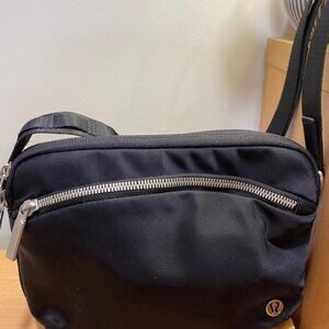 Lululemon - City Adventurer Crossbody 2.5L bag - black
